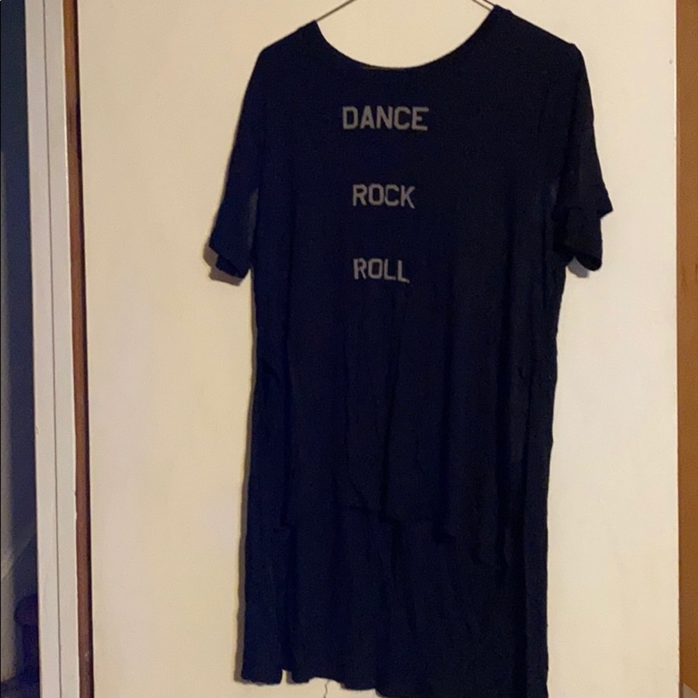 Black Tee
